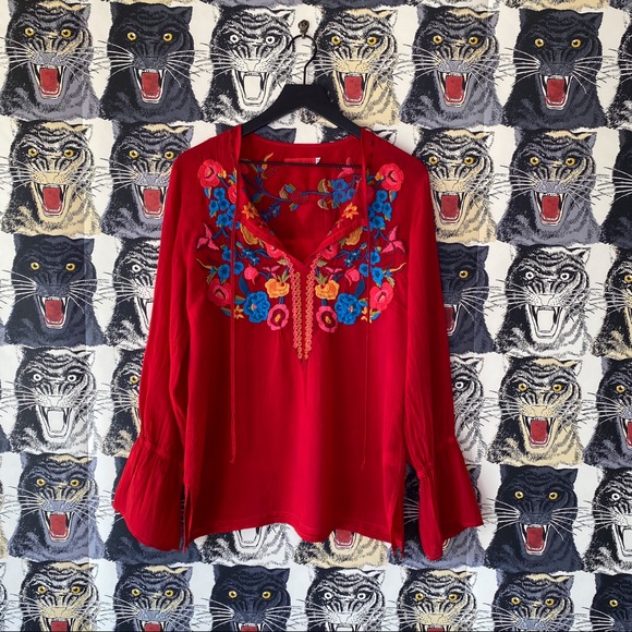 Johnny Was Tops - ▪️Johnny Was▪️red embroidered floral blouse